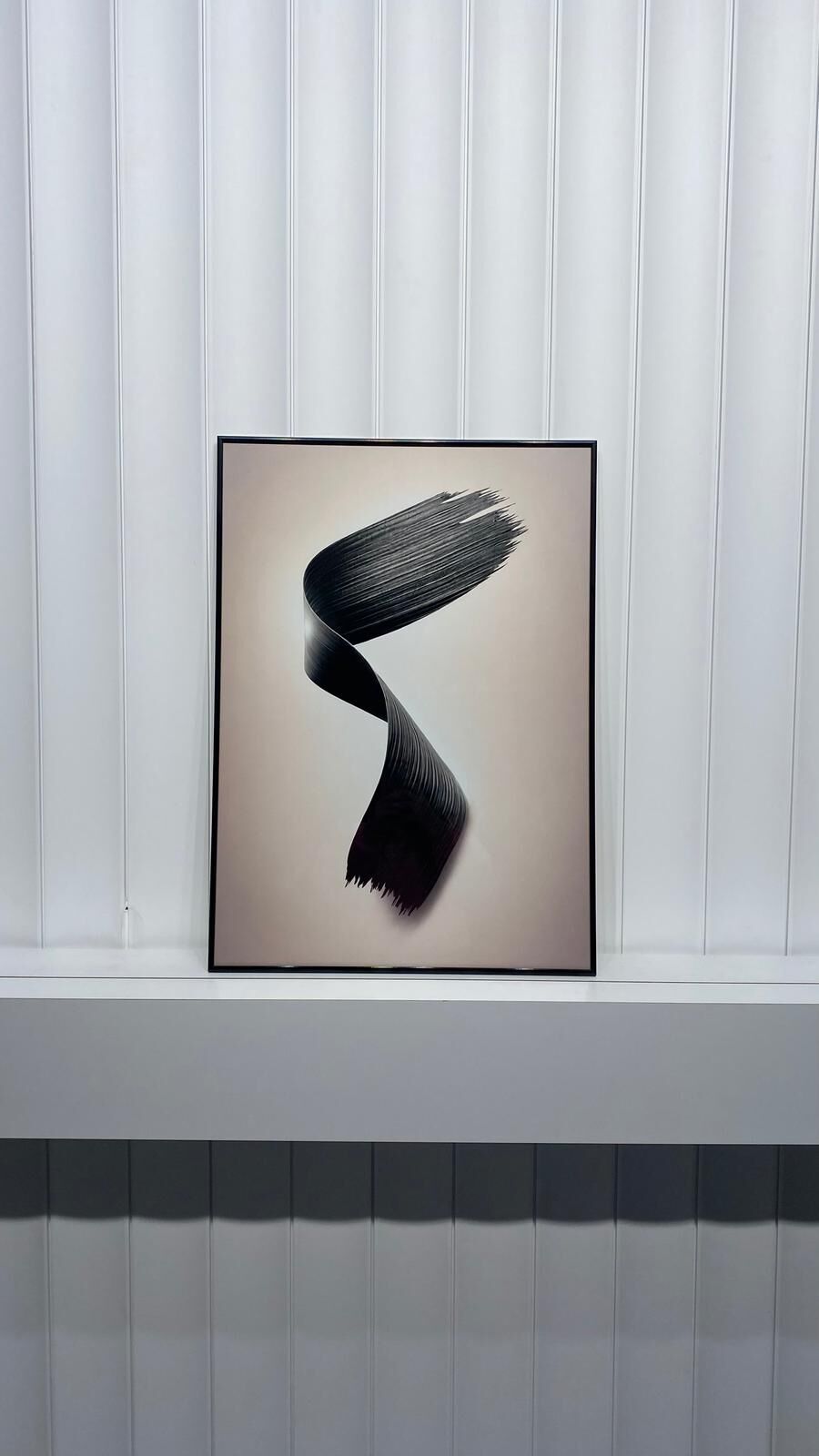 Dijital Baskılı Metal Çerçeveli Camlı Tekli Tablo - Noir Flow