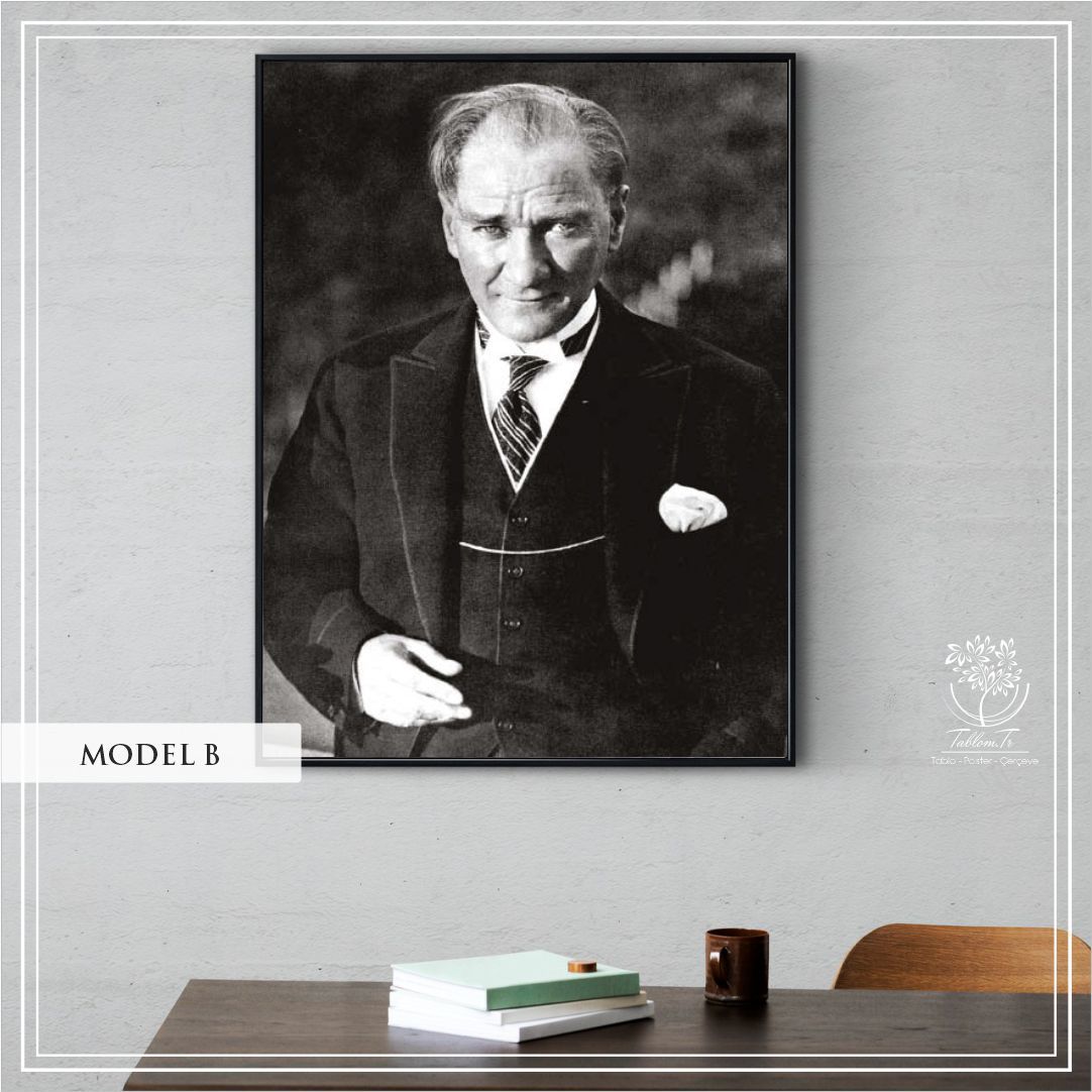 Metal Çerçeveli Camlı Mustafa Kemal Atatürk Tablosu