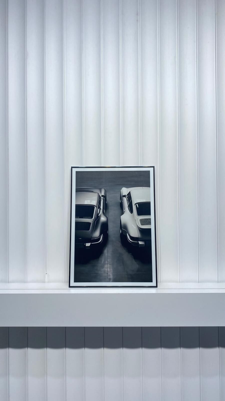 Dijital Baskılı Metal Çerçeveli Camlı Tekli Tablo - Garaj 911